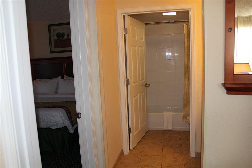 Towneplace Suites By Marriott Clinton At Joint Base Andrews Kültér fotó