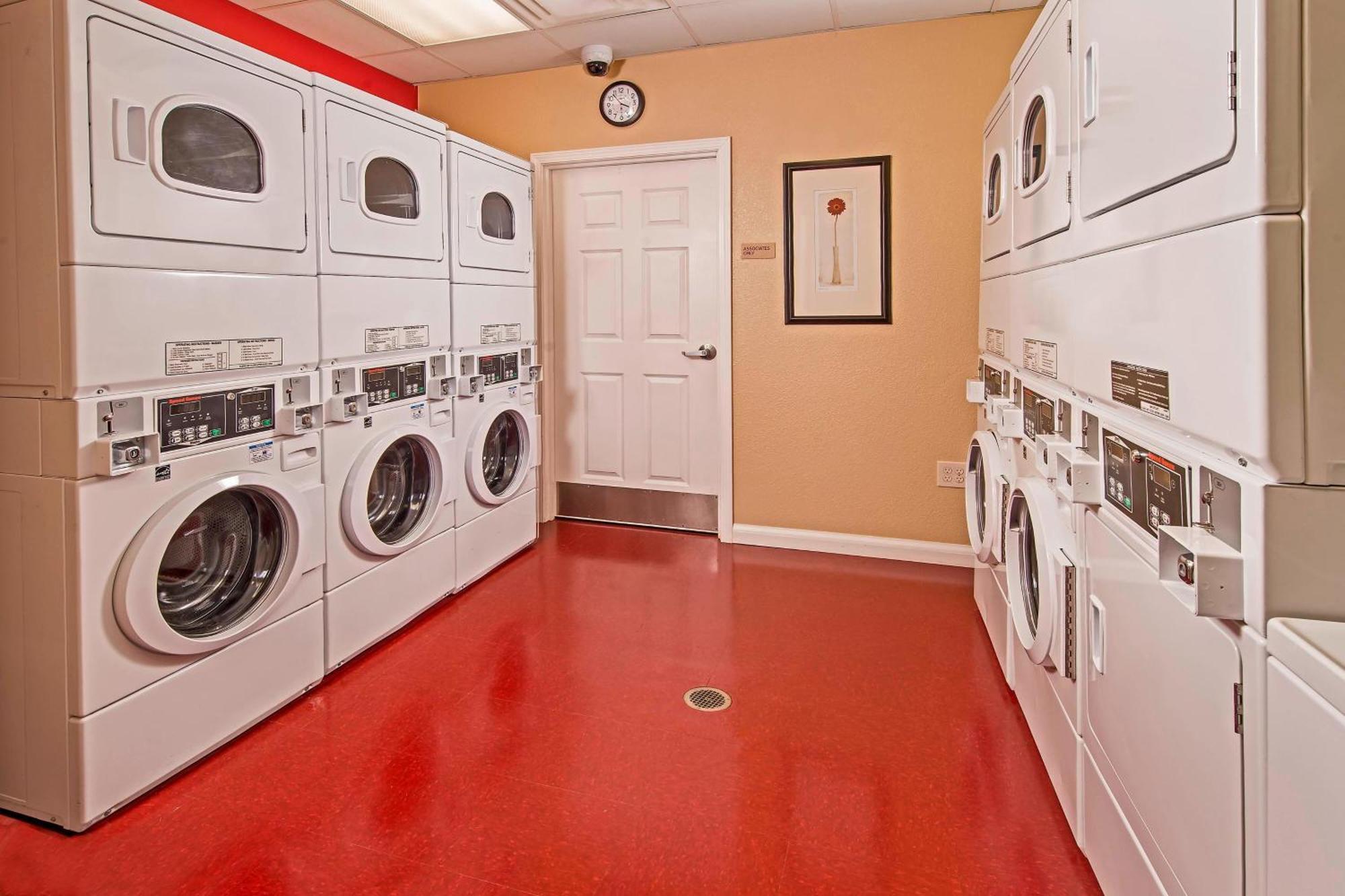 Towneplace Suites By Marriott Clinton At Joint Base Andrews Kültér fotó