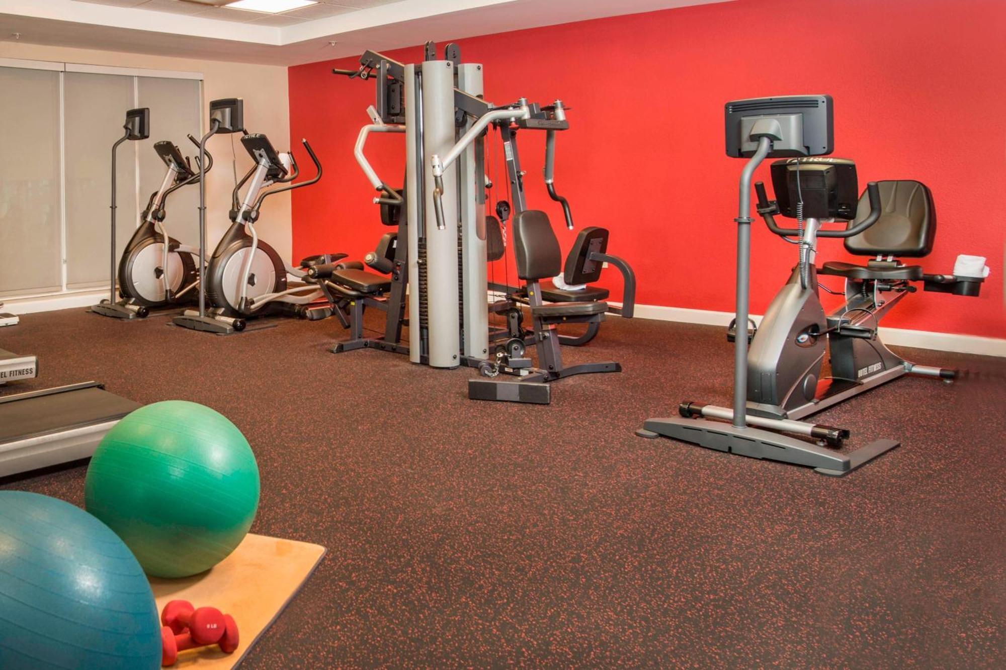 Towneplace Suites By Marriott Clinton At Joint Base Andrews Kültér fotó