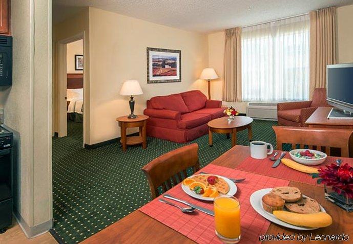 Towneplace Suites By Marriott Clinton At Joint Base Andrews Kültér fotó