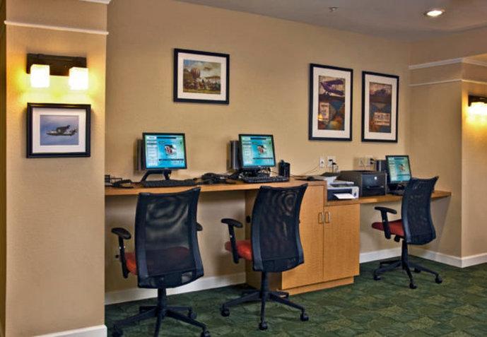 Towneplace Suites By Marriott Clinton At Joint Base Andrews Kültér fotó