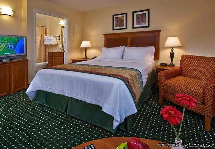 Towneplace Suites By Marriott Clinton At Joint Base Andrews Kültér fotó